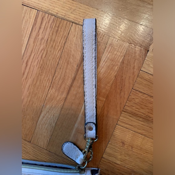 Betsey Johnson Cluch - Picture 7 of 11